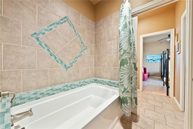 384 Egery Island Road, Taft, TX 78390