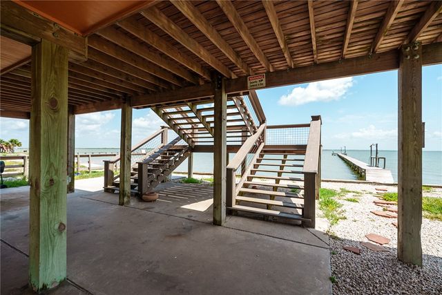 384 Egery Island Road, Taft, TX 78390