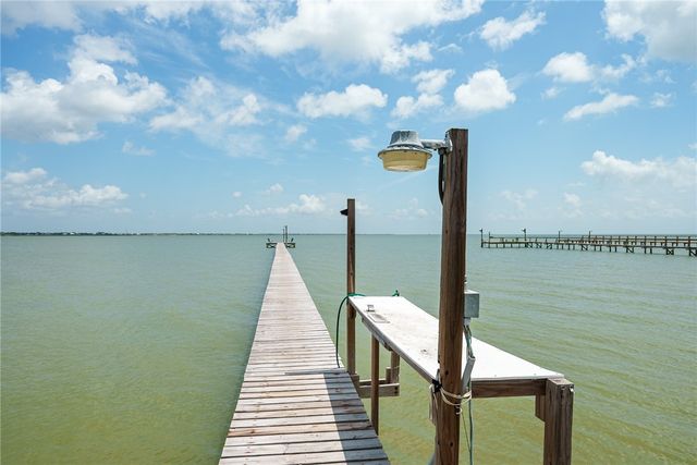 384 Egery Island Road, Taft, TX 78390