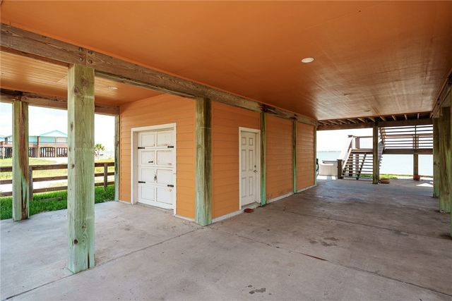 384 Egery Island Road, Taft, TX 78390