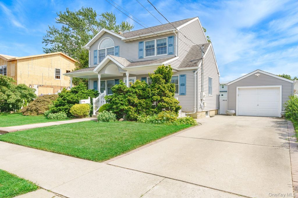219 Leonard Street, North Bellmore, NY 11710 — photo 3