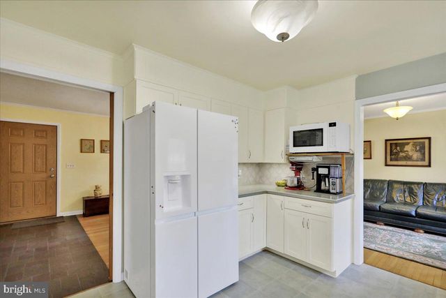 250 CLEARFIELD RD, New Providence, PA 17560