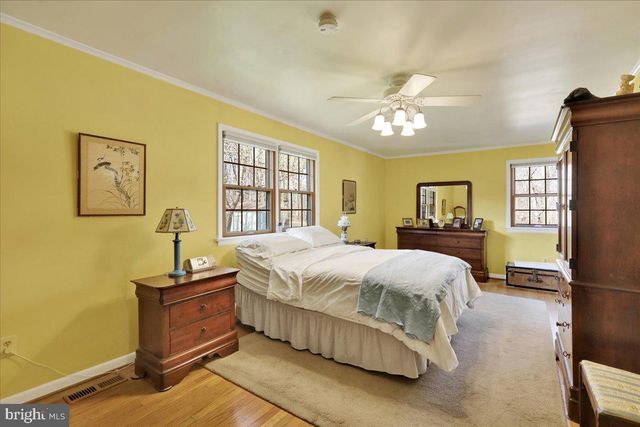 250 CLEARFIELD RD, New Providence, PA 17560