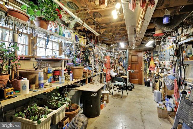 250 CLEARFIELD RD, New Providence, PA 17560