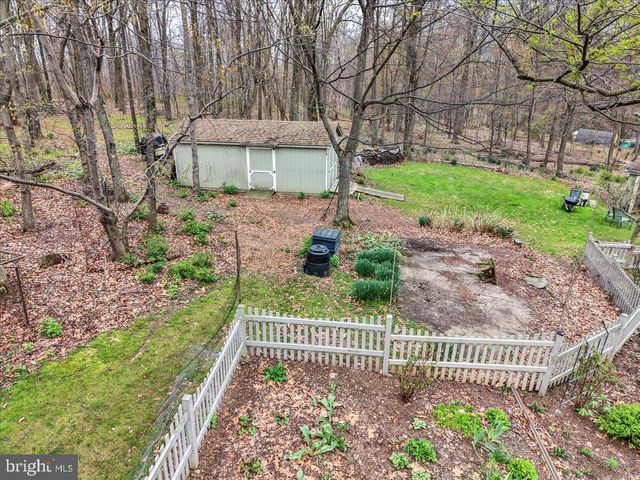 250 CLEARFIELD RD, New Providence, PA 17560