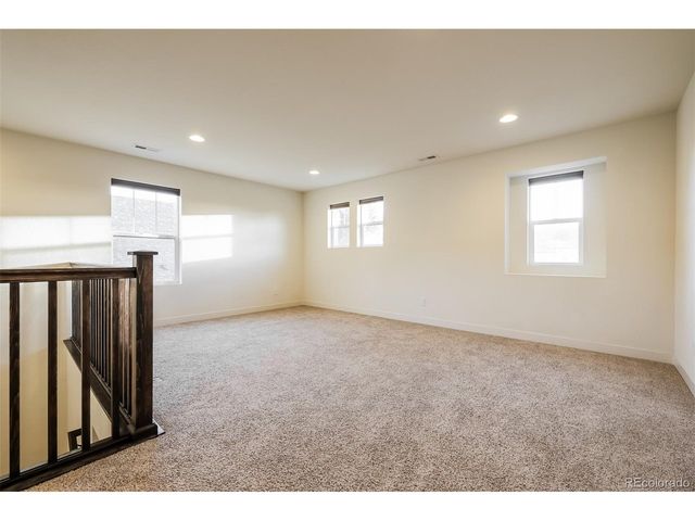 7844 S Elk St, Aurora, CO 80016