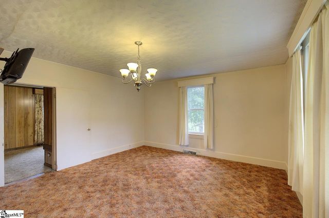 23 Transylvania Street, Piedmont, SC 29673