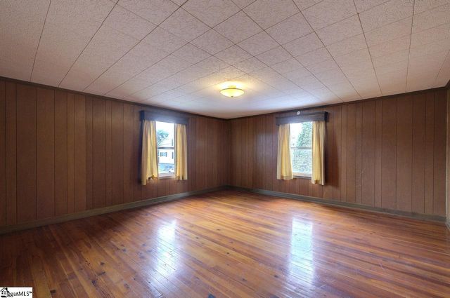 23 Transylvania Street, Piedmont, SC 29673