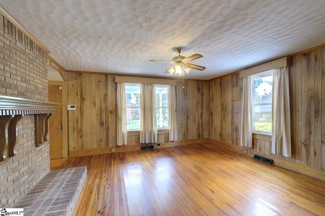23 Transylvania Street, Piedmont, SC 29673