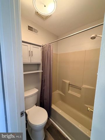 2202 SANDRA RD, Voorhees, NJ 08043