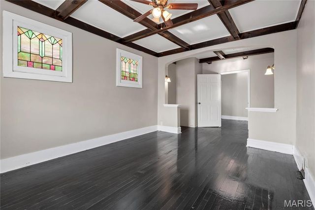 3915 Schiller Place, St Louis, MO 63116