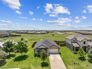 9003 Lake Pointe Drive, Temple, TX 76502