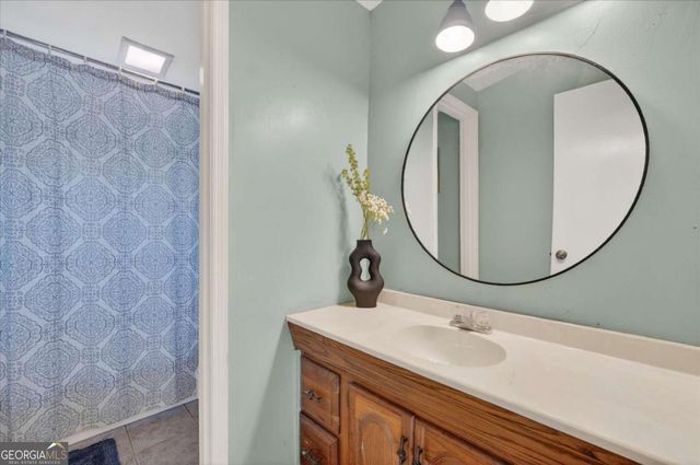 652 Wilshire Place, Gainesville, GA 30501