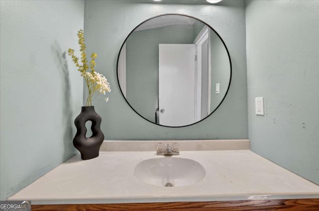 652 Wilshire Place, Gainesville, GA 30501