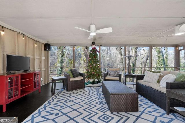 652 Wilshire Place, Gainesville, GA 30501