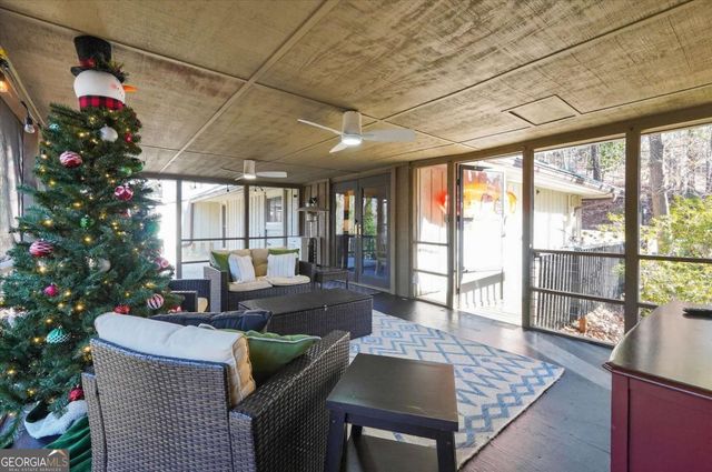 652 Wilshire Place, Gainesville, GA 30501