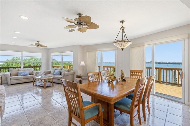 8820 44th Avenue, Sebastian, FL 32958