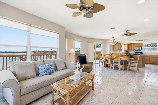 8820 44th Avenue, Sebastian, FL 32958