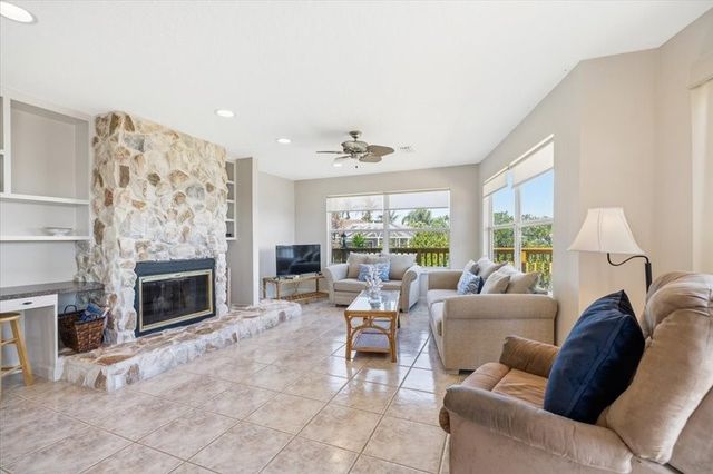 8820 44th Avenue, Sebastian, FL 32958