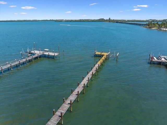 8820 44th Avenue, Sebastian, FL 32958