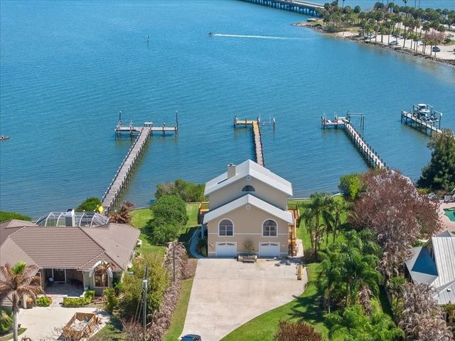 8820 44th Avenue, Sebastian, FL 32958