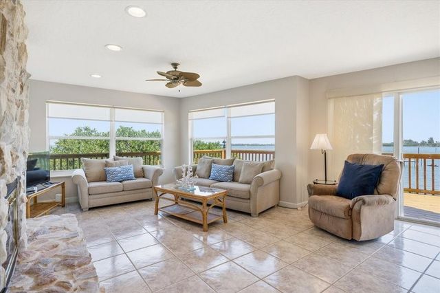 8820 44th Avenue, Sebastian, FL 32958