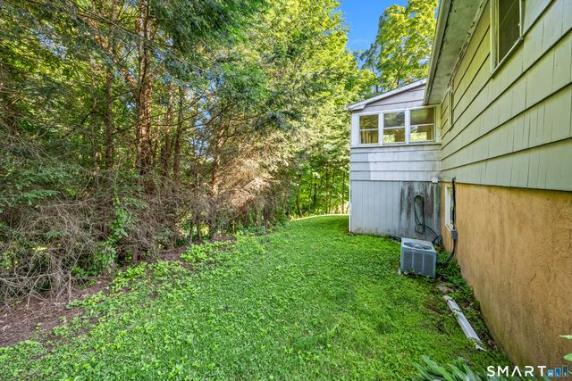 38 Joy Road, Waterbury, CT 06708