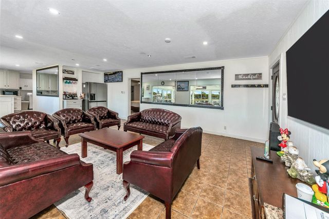 6759 Briar Road, Azle, TX 76020