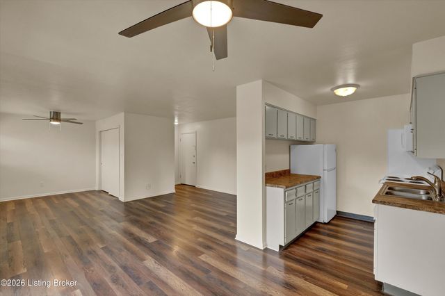 1718 Odaniel Ave APT 11, Louisville, KY 40213