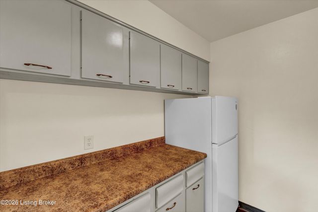 1718 Odaniel Ave APT 11, Louisville, KY 40213
