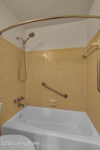 1718 Odaniel Ave APT 11, Louisville, KY 40213