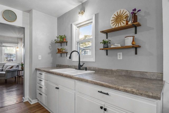 3830 Dennett Drive, Madison, WI 53714