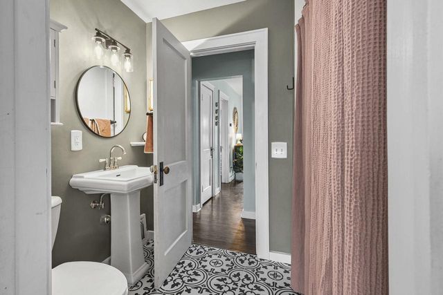 3830 Dennett Drive, Madison, WI 53714