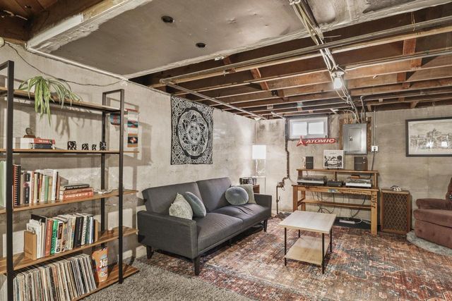 3830 Dennett Drive, Madison, WI 53714