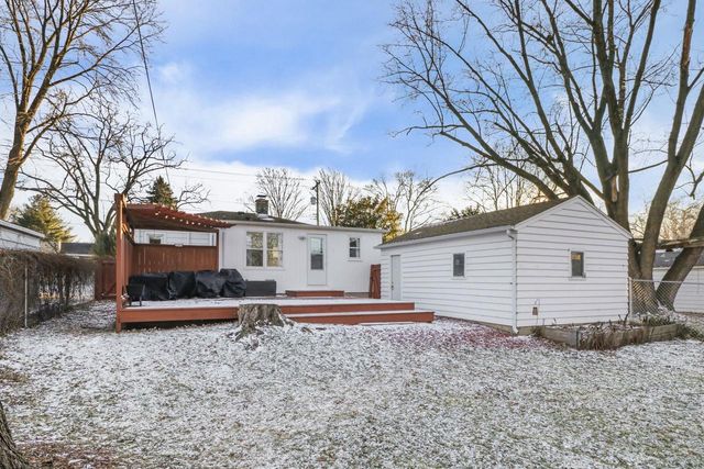 3830 Dennett Drive, Madison, WI 53714