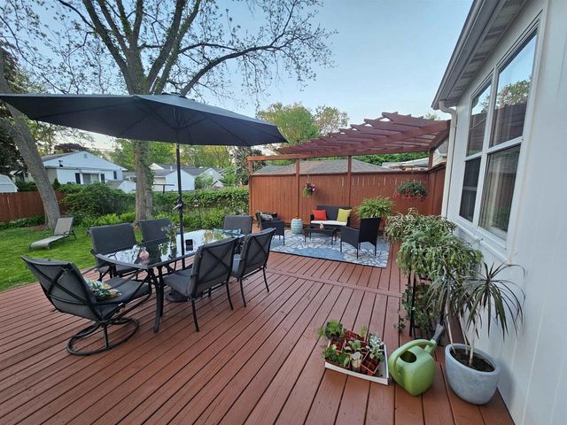 3830 Dennett Drive, Madison, WI 53714