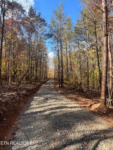 2168 Fairview Rd, Tellico Plains, TN 37385