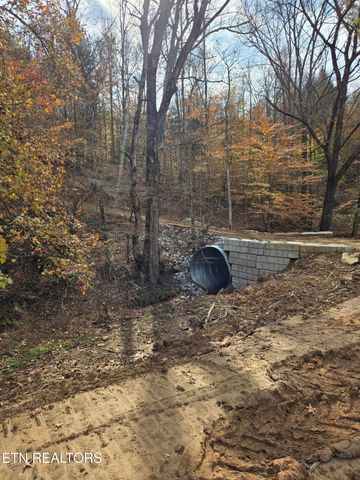 2168 Fairview Rd, Tellico Plains, TN 37385