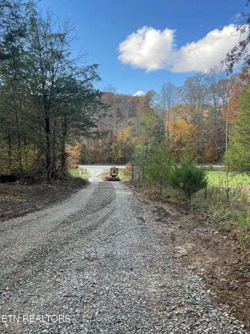 2168 Fairview Rd, Tellico Plains, TN 37385