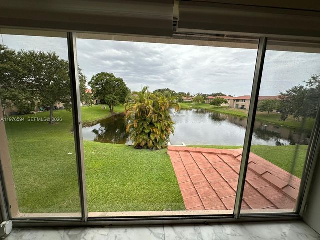 910 Twin Lakes Dr 8-K, Coral Springs, FL 33071