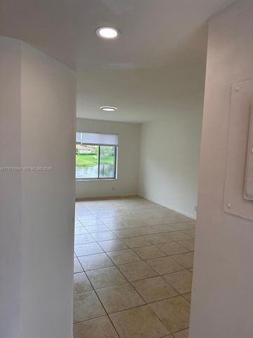 910 Twin Lakes Dr 8-K, Coral Springs, FL 33071