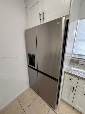 910 Twin Lakes Dr 8-K, Coral Springs, FL 33071