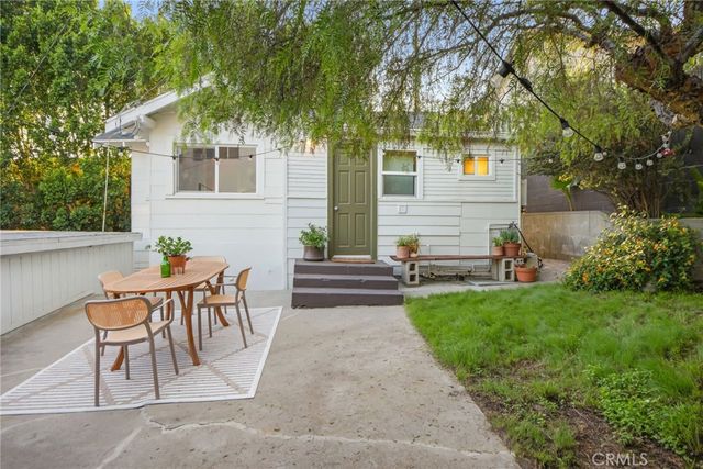 3908 Edison Walk, Los Angeles, CA 90032