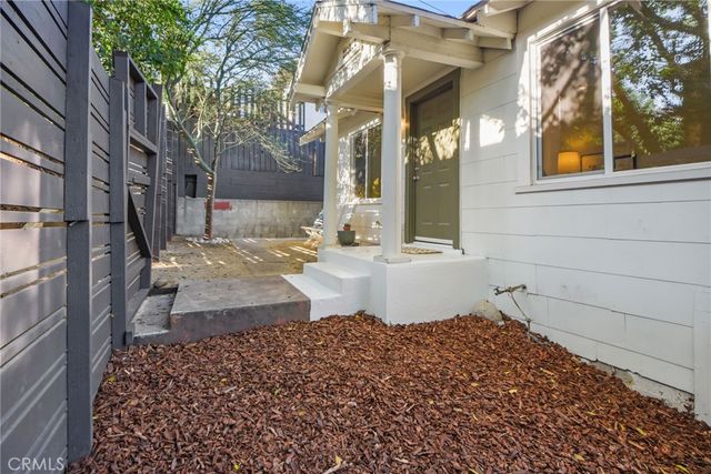 3908 Edison Walk, Los Angeles, CA 90032