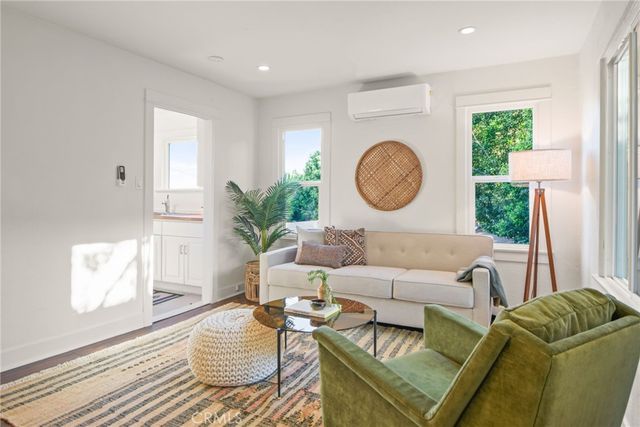 3908 Edison Walk, Los Angeles, CA 90032