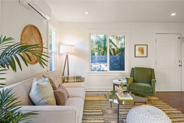 3908 Edison Walk, Los Angeles, CA 90032