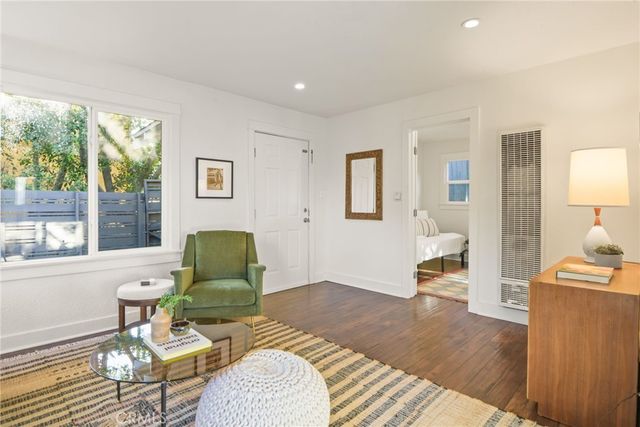 3908 Edison Walk, Los Angeles, CA 90032