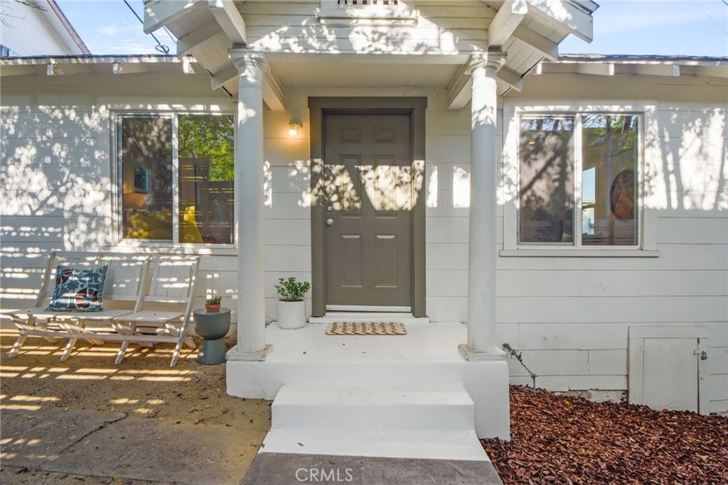 3908 Edison Walk, Los Angeles, CA 90032