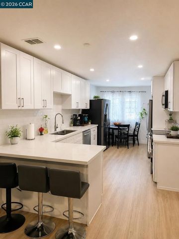 26849 Lakewood Way, Hayward, CA 94544