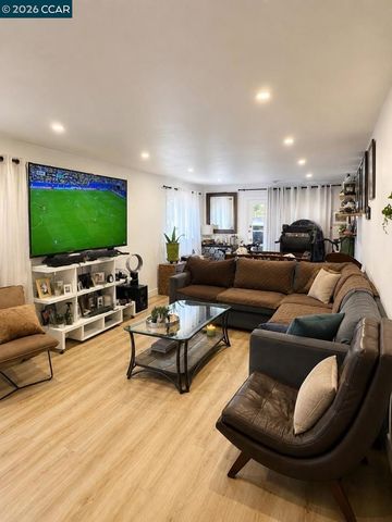 26849 Lakewood Way, Hayward, CA 94544